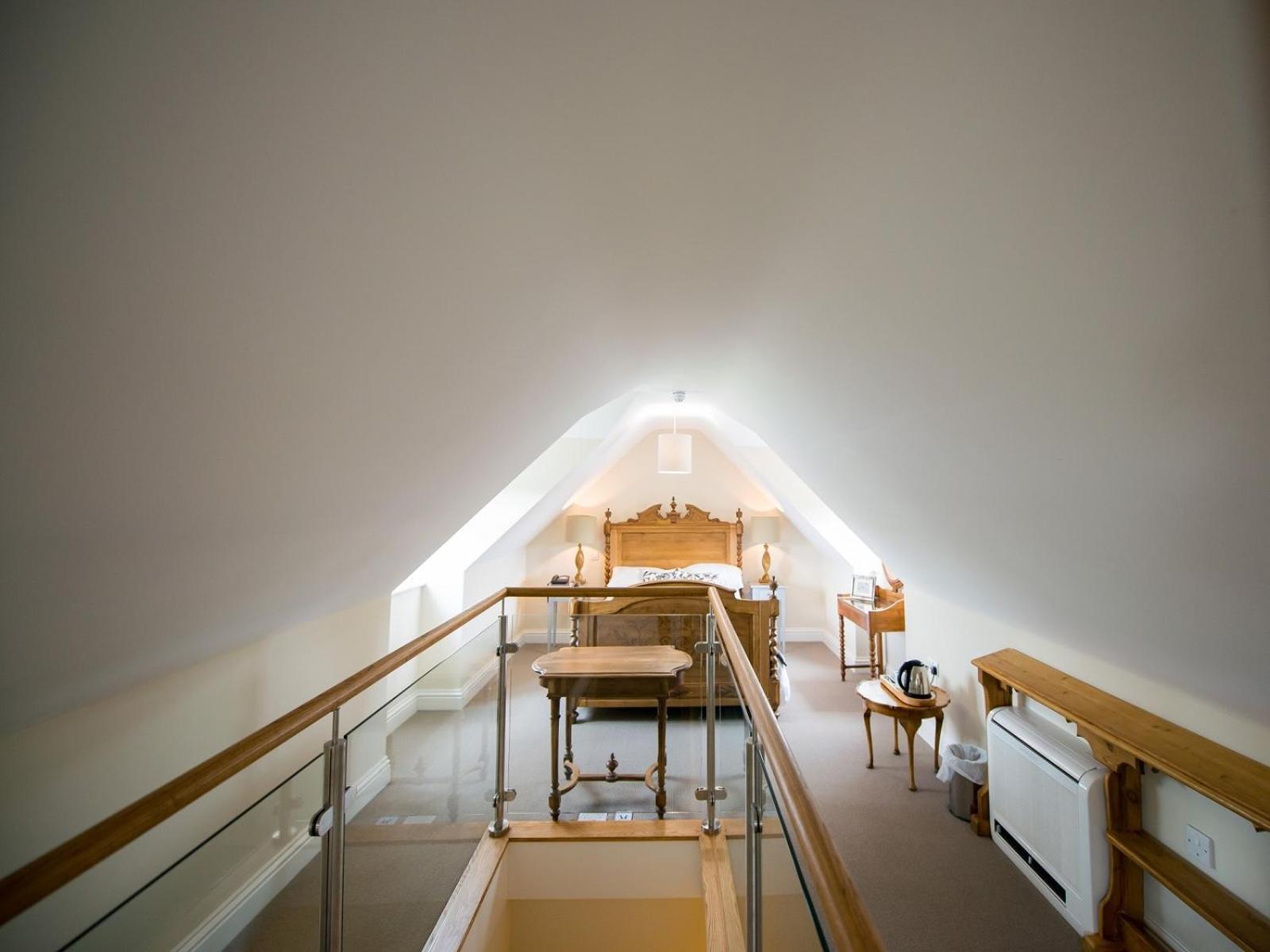 The Boathouse 4*