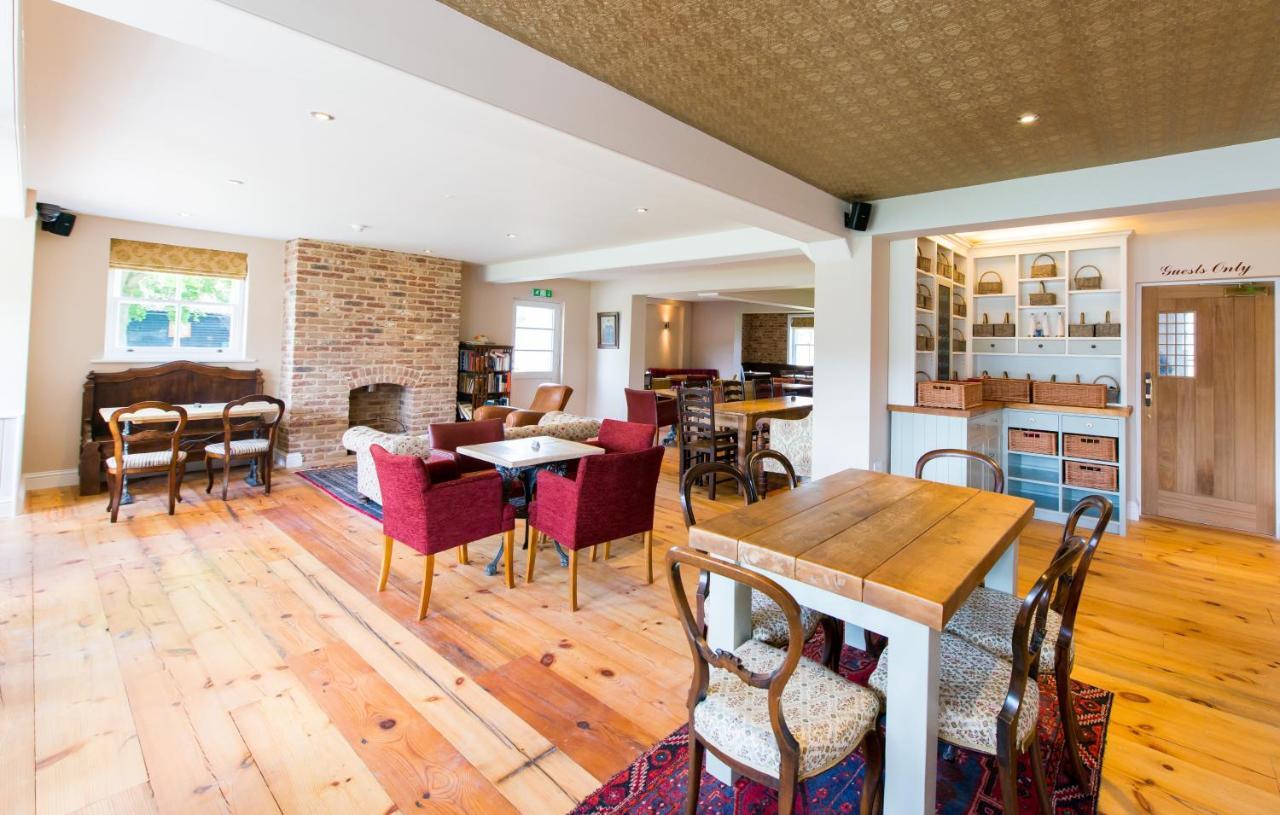 The Boathouse 4*